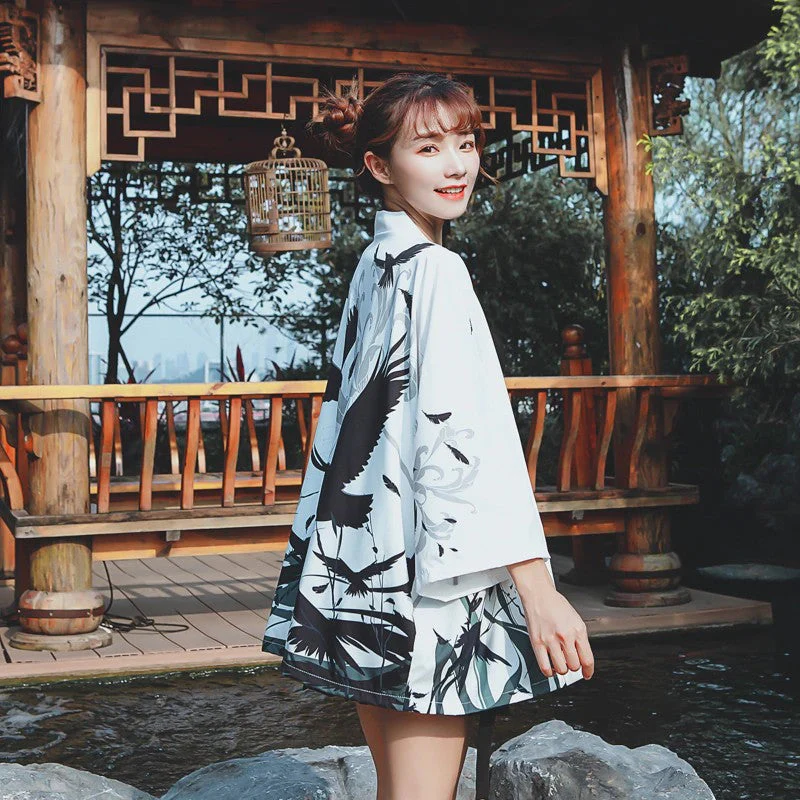 Black and White Kimono Jacket 'Hisae' - Image 3