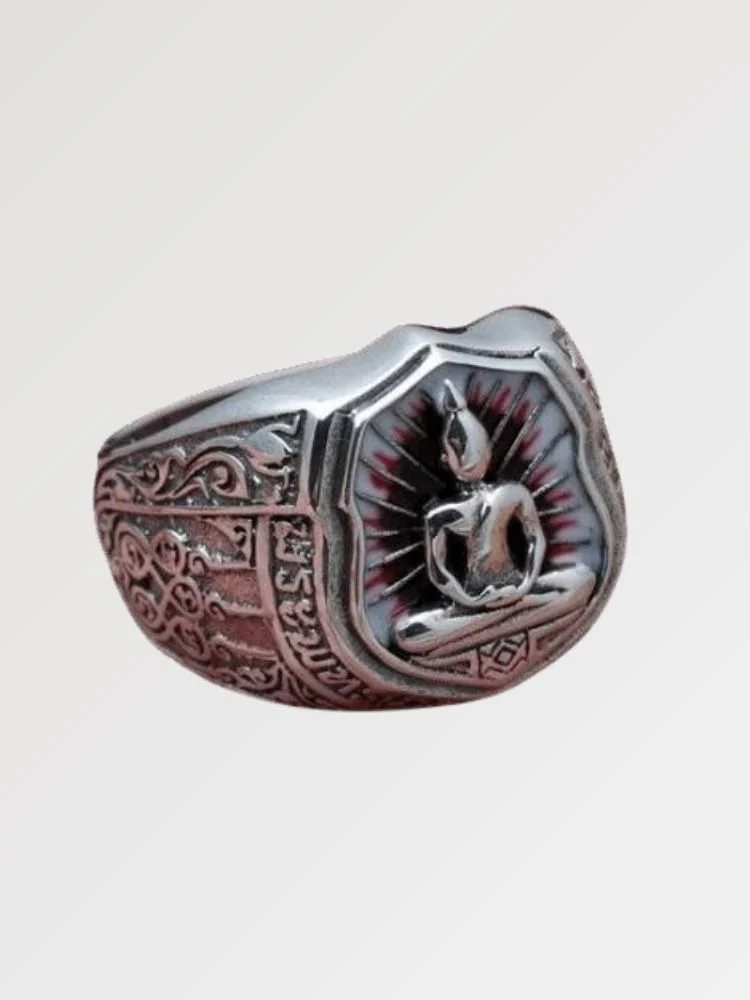 Buddhist ring 'Kainan'.
