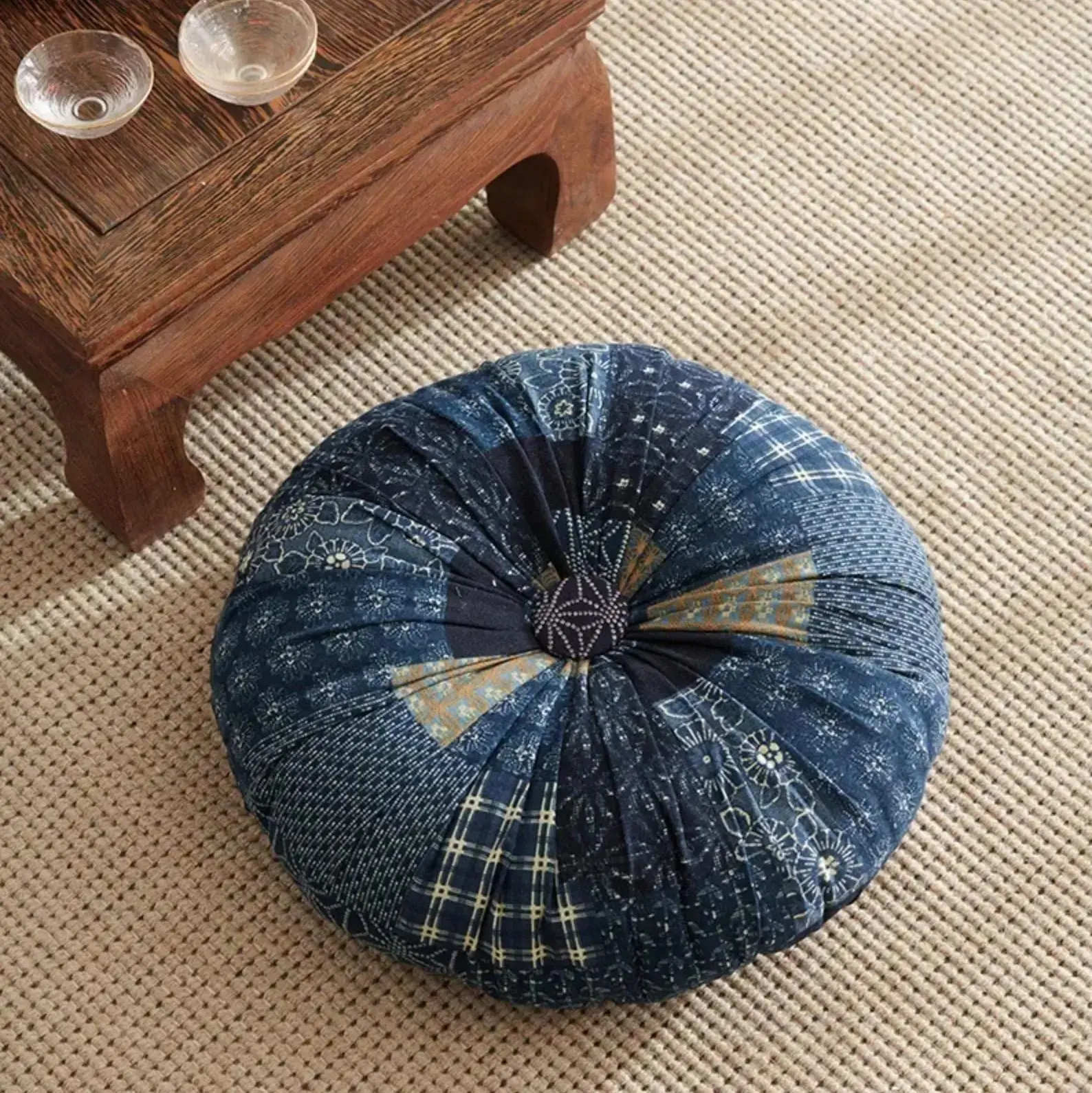 Comfortable Japanese cushion 'Wutapon' - Image 3