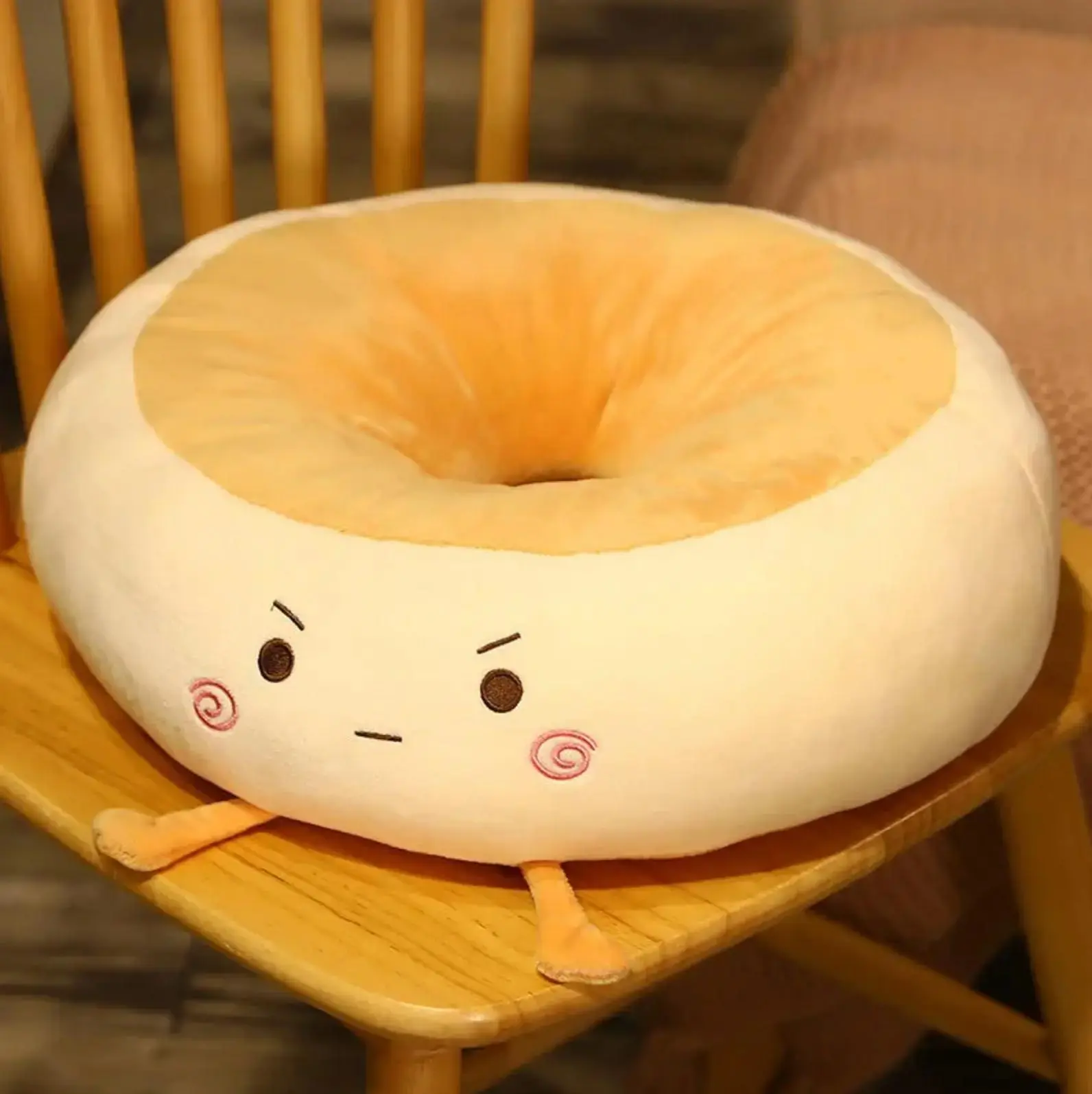 Kawaii Japanese cushion 'Itami' - Image 4