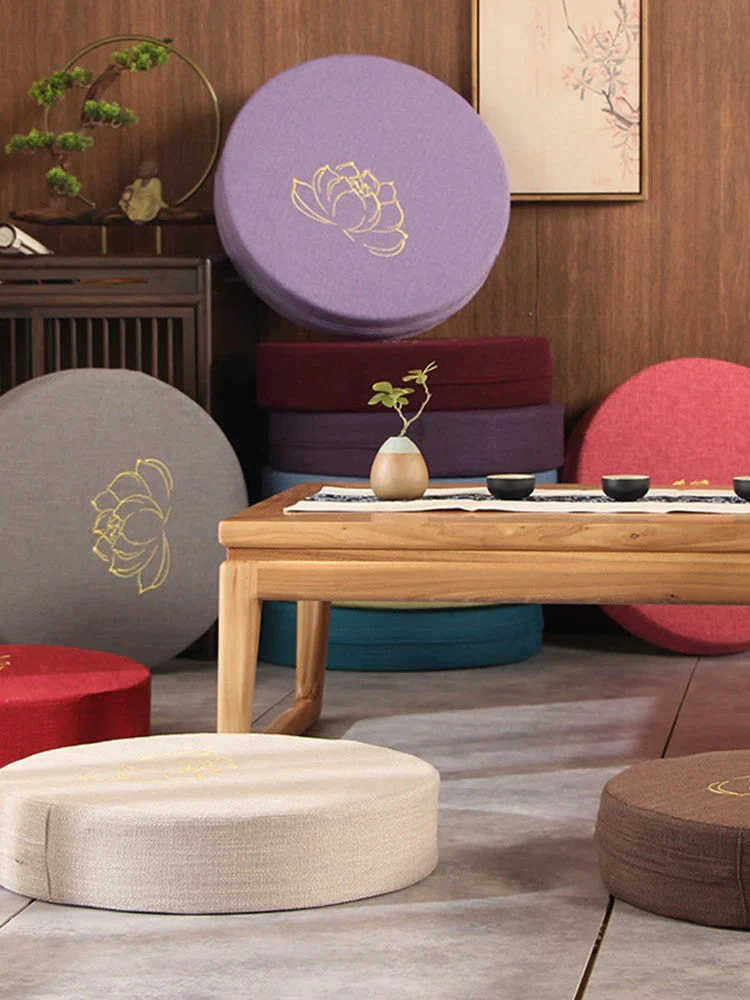 Round Japanese Cushion 'Yehuga' - Image 2