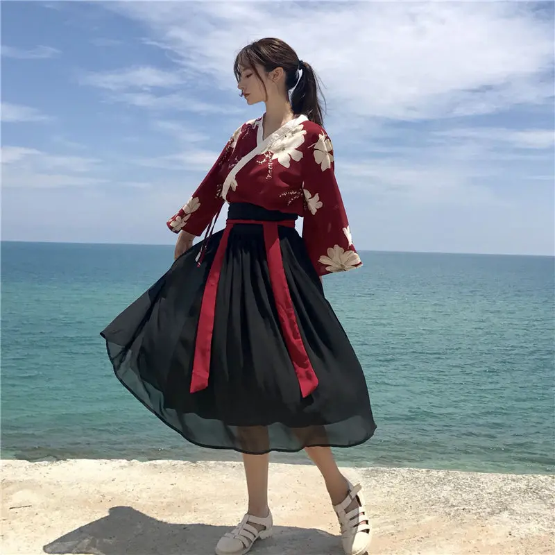 Japanese Dress Woman 'Yushoku'