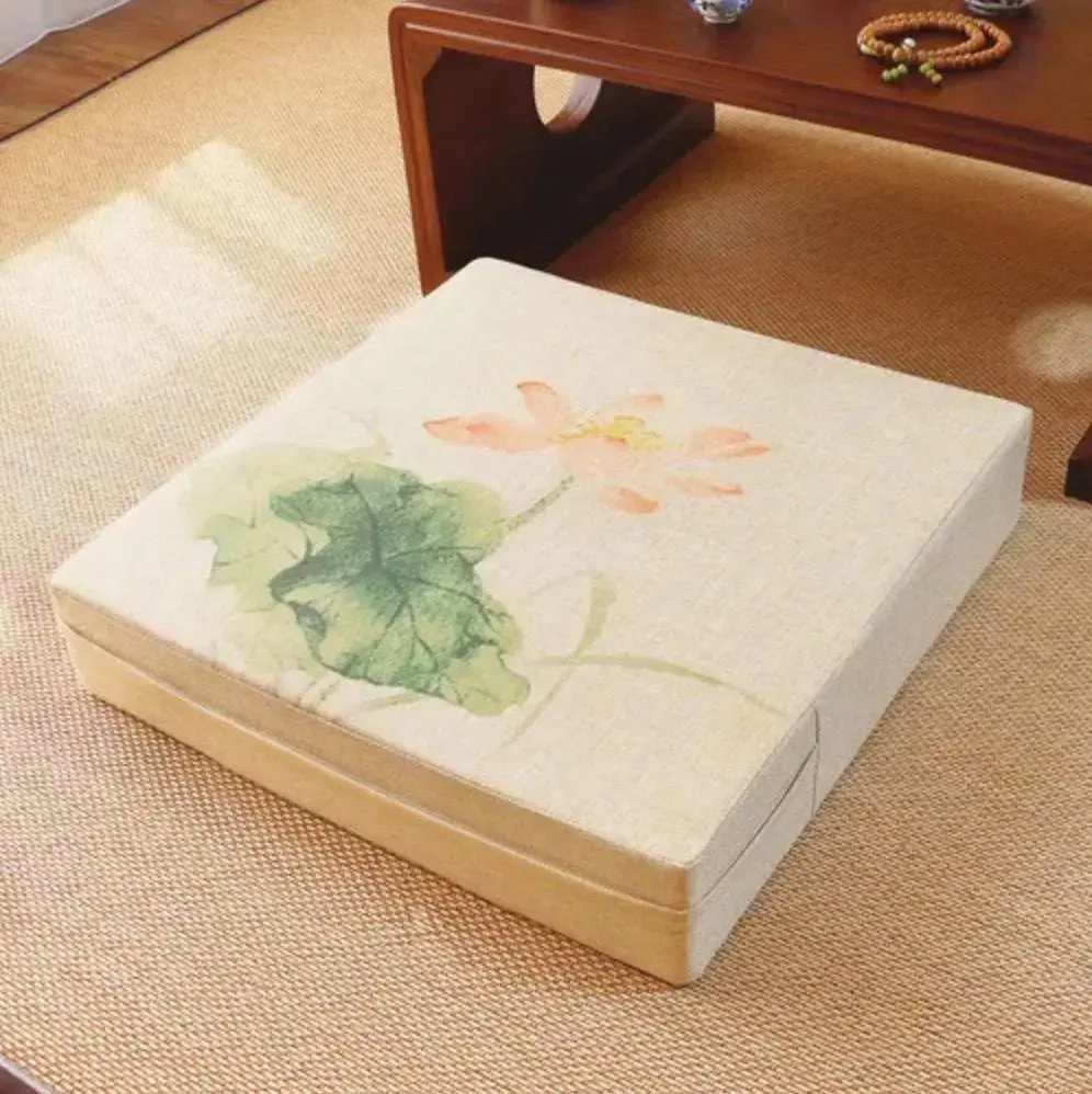 Square Japanese flower cushion 'Ogaki' - Image 4