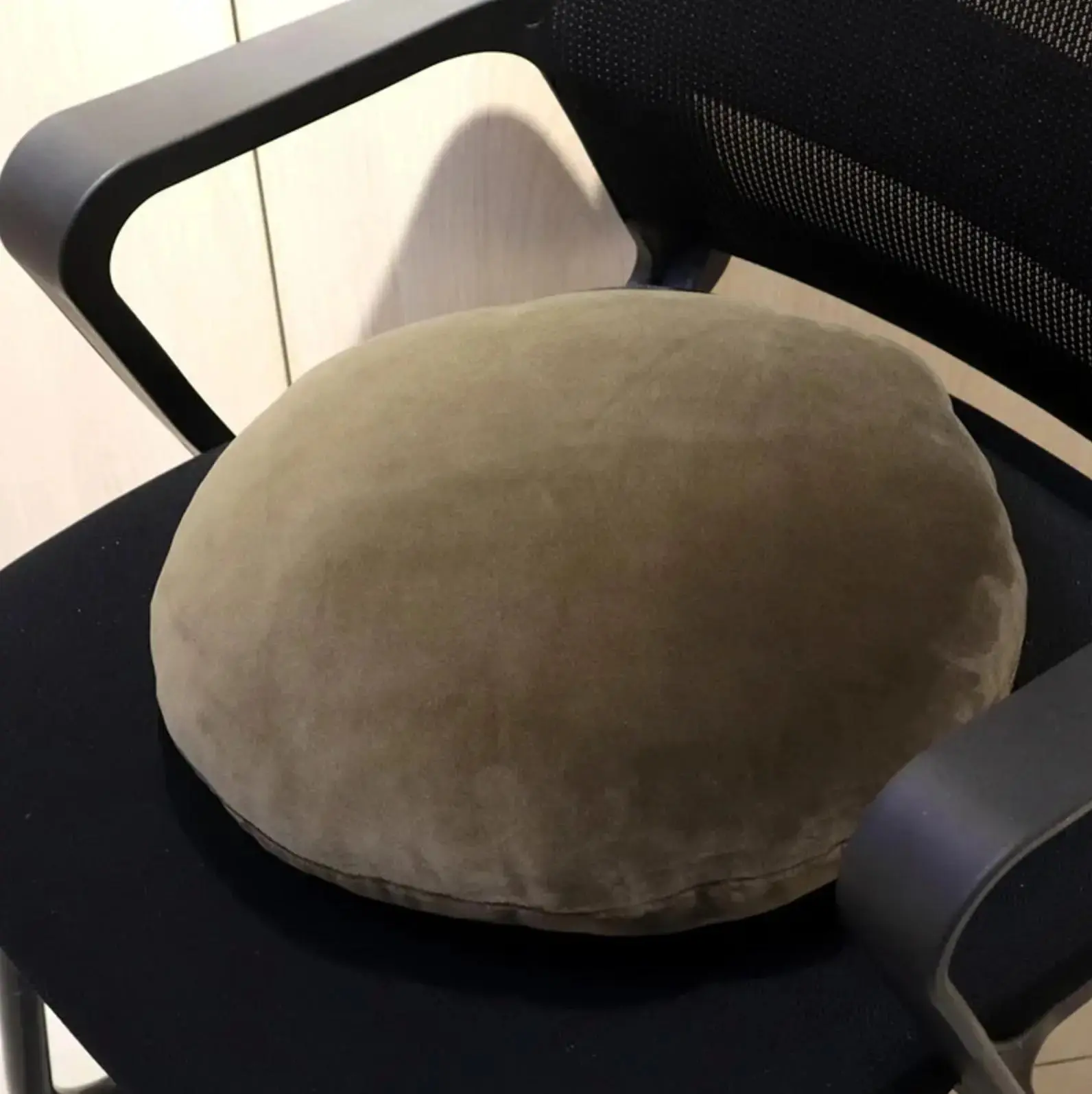 Japanese velvet cushion 'Nishio' - Image 6