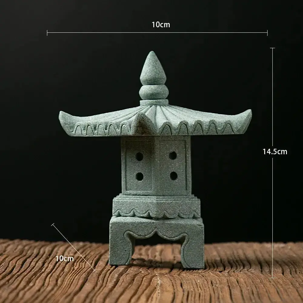 Japanese stone lantern - Image 2